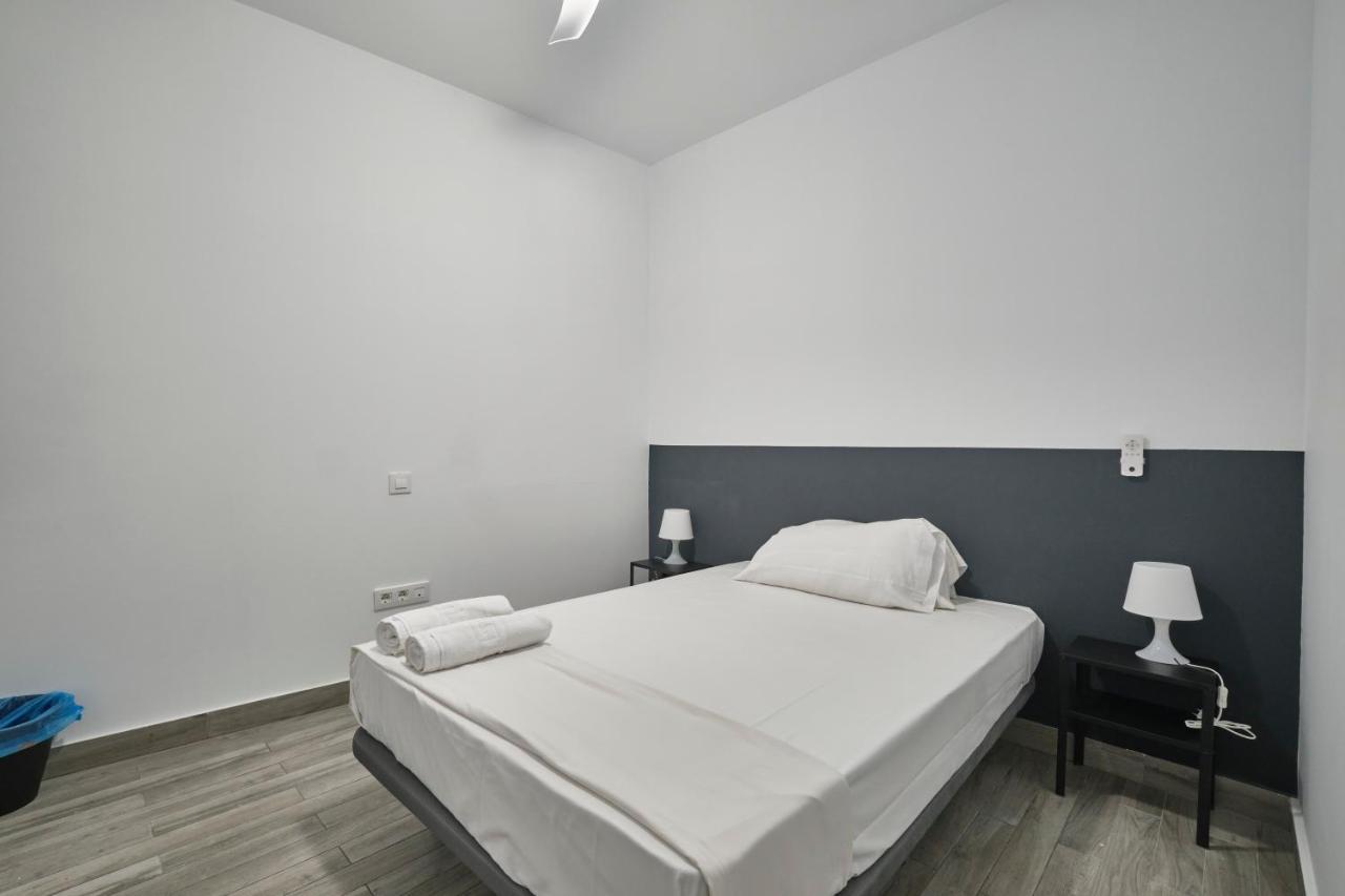 Nunez De Arce Habitaciones Madrid Luaran gambar
