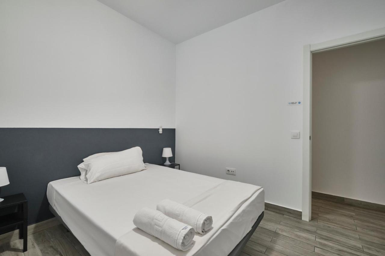 Nunez De Arce Habitaciones Madrid Luaran gambar